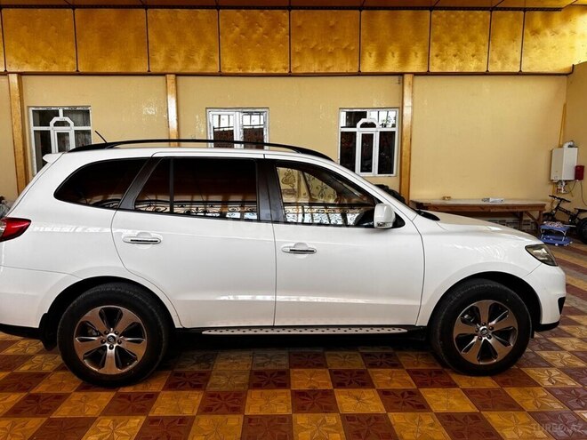 Hyundai Santa Fe 2011, 141,000 km - 2.4 l - Şəmkir