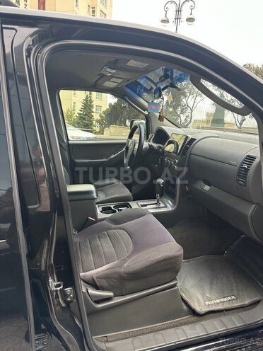 Nissan Pathfinder 2006, 285,000 km - 4.0 l - Bakı