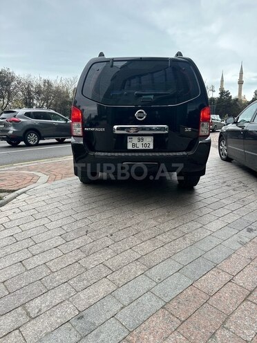 Nissan Pathfinder 2006, 285,000 km - 4.0 l - Bakı