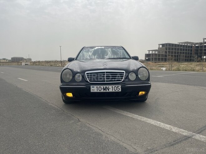Mercedes E 280 2001, 420,000 km - 2.8 l - Bakı