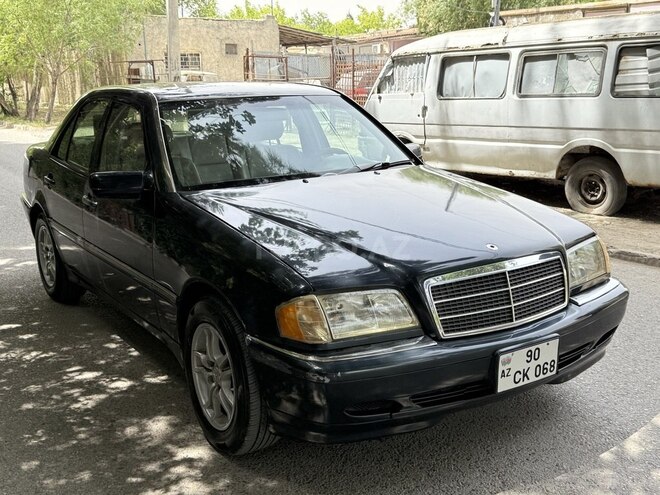 Mercedes C 230 1997, 230,000 km - 2.3 l - Bakı