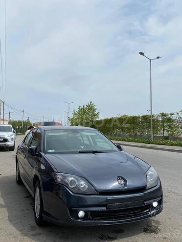 Renault Laguna-2