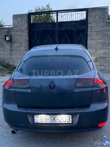 Renault Laguna-9