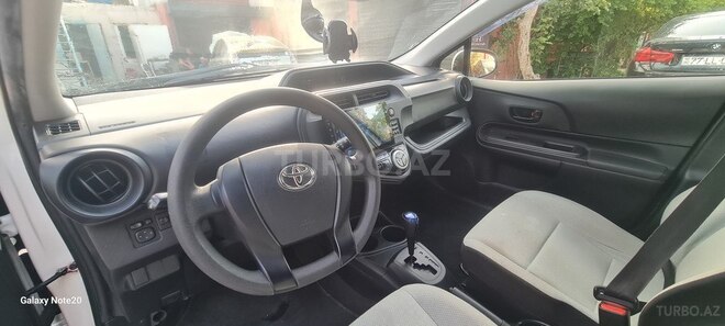 Toyota Aqua 2019, 160,000 km - 1.5 l - Bakı