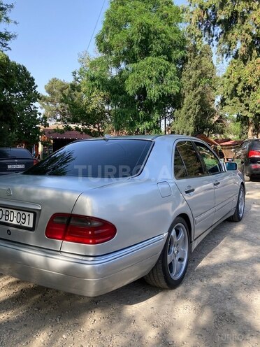 Mercedes E 200 1997, 417,000 km - 2.0 l - Gəncə