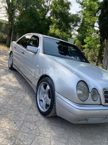 Mercedes E 200 1997, 417,000 km - 2.0 l - Gəncə