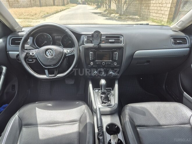 Volkswagen Jetta 2015, 180,086 km - 1.8 l - Bakı