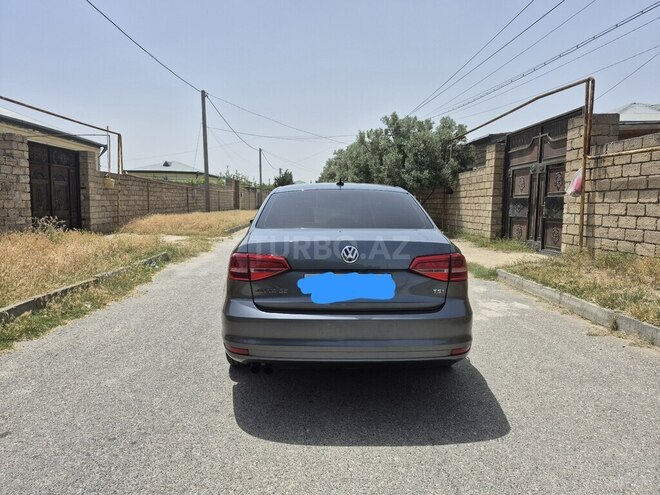 Volkswagen Jetta 2015, 180,086 km - 1.8 l - Bakı