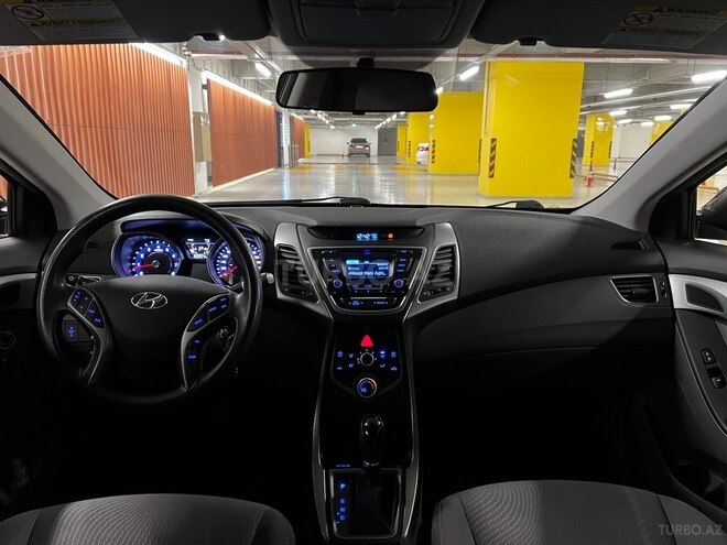 Hyundai Elantra 2015, 165,000 km - 1.8 л - Gəncə