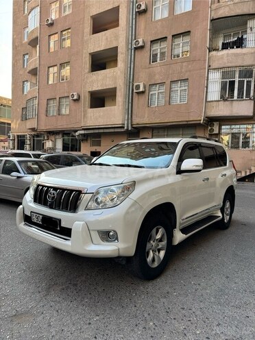 Toyota Land Cruiser Prado 2011, 185,000 km - 2.7 l - Bakı