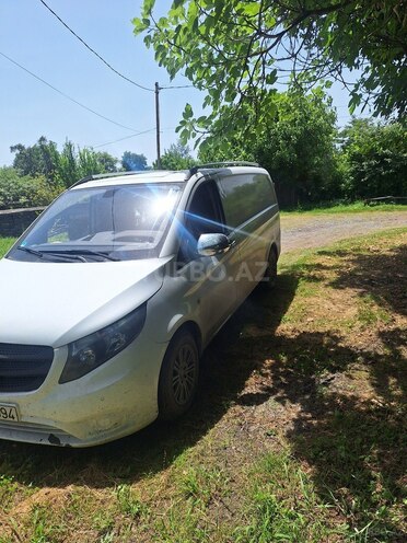 Mercedes Vito 109 2015, 312,000 km - 1.6 l - Qax