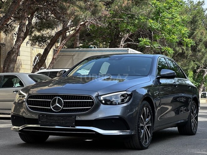 Mercedes E 300 de-4