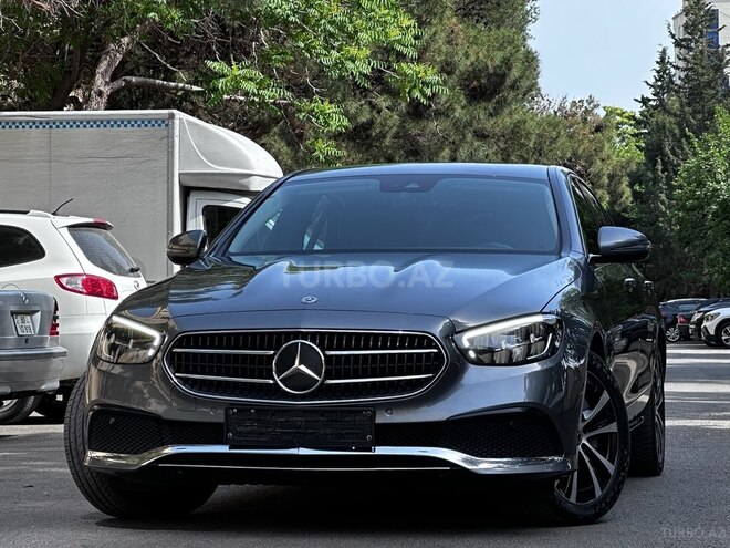 Mercedes E 300 de-1