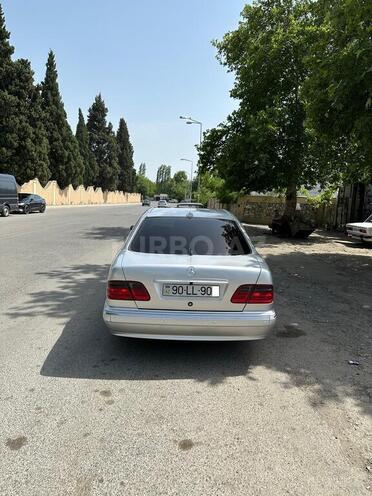 Mercedes E 270 2000, 313,679 km - 2.7 л - Bərdə