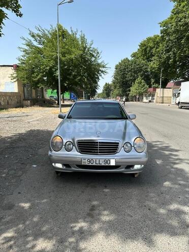 Mercedes E 270 2000, 313,679 km - 2.7 л - Bərdə