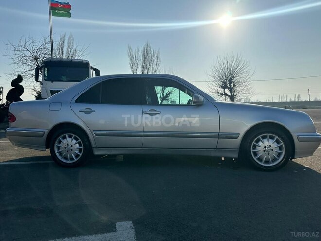 Mercedes E 240 2000, 435,000 km - 2.4 l - Lənkəran