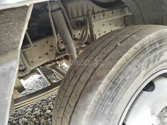 Mercedes Atego 814 1998, 800,000 km - 4.3 л - Quba