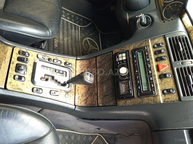 Mercedes E 240 1998, 223,000 km - 2.4 l - Bakı
