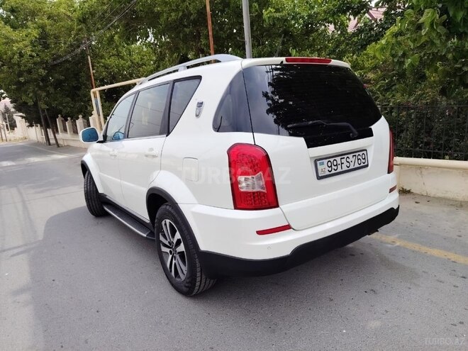 Ssang Yong Rexton 2013, 144,920 km - 3.2 l - Bakı