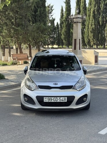 Kia Rio 2011, 257,000 km - 1.4 l - Gəncə