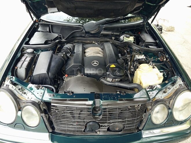 Mercedes E 240 1998, 223,000 km - 2.4 l - Bakı