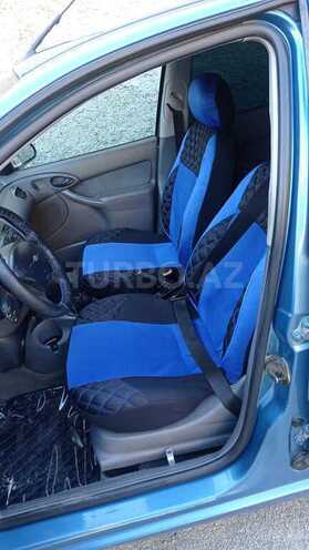 Ford Focus 2000, 290,000 km - 1.6 l - Bakı