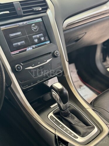 Ford Fusion (North America) 2015, 196,213 km - 1.5 l - Sumqayıt