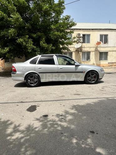 Opel Vectra 1998, 330,623 km - 2.0 l - Sumqayıt