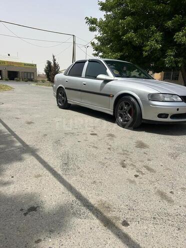Opel Vectra 1998, 330,623 km - 2.0 l - Sumqayıt