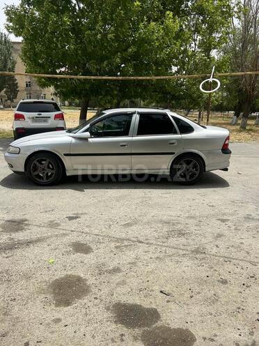 Opel Vectra 1998, 330,623 km - 2.0 l - Sumqayıt