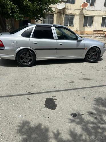 Opel Vectra 1998, 330,623 km - 2.0 l - Sumqayıt