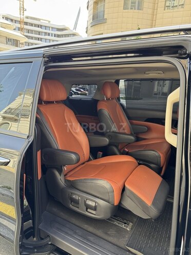 Kia Carnival-10