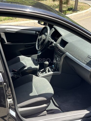 Opel Astra 2006, 213,211 km - 1.4 l - Gəncə