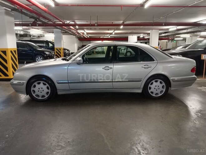 Mercedes E 240 1999, 283,000 km - 2.4 л - Bakı