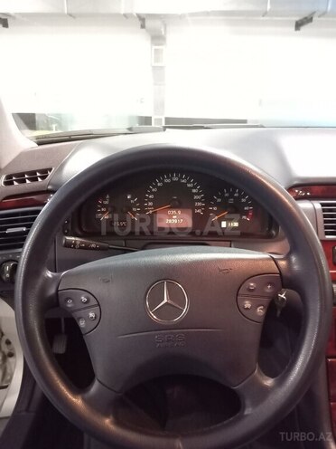 Mercedes E 240 1999, 283,000 km - 2.4 л - Bakı