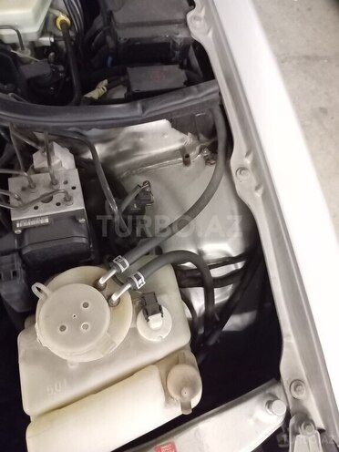 Mercedes E 240 1999, 283,000 km - 2.4 л - Bakı