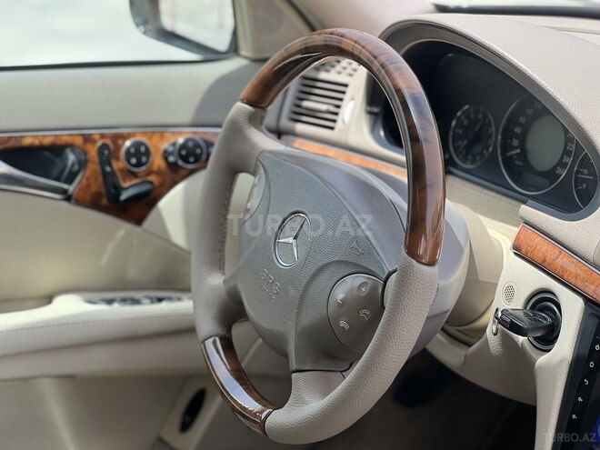 Mercedes E 240 2003, 315,000 km - 2.6 l - Bakı