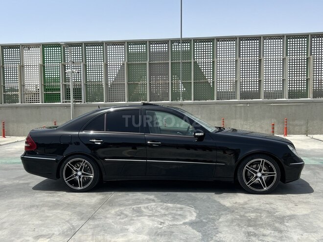 Mercedes E 240 2003, 315,000 km - 2.6 l - Bakı