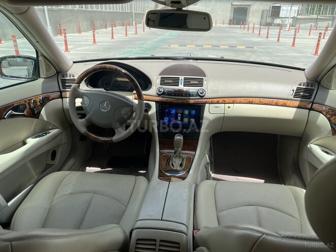 Mercedes E 240 2003, 315,000 km - 2.6 l - Bakı
