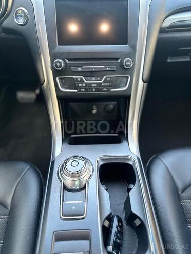 Ford Fusion (North America) 2017, 199,999 km - 1.5 л - Quba