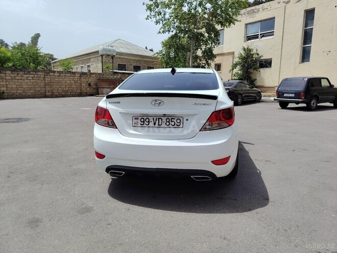 Hyundai Accent 2011, 211,690 km - 1.6 l - Xaçmaz