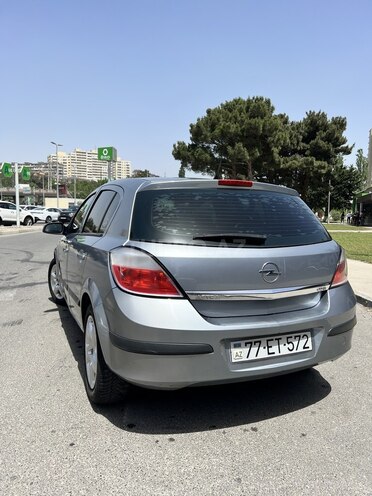 Opel Astra 2006, 232,200 km - 1.3 l - Bakı