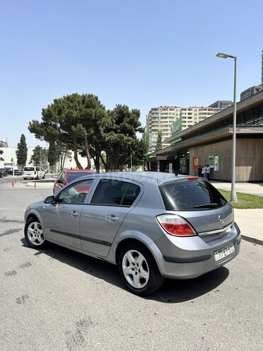 Opel Astra 2006, 232,200 km - 1.3 l - Bakı
