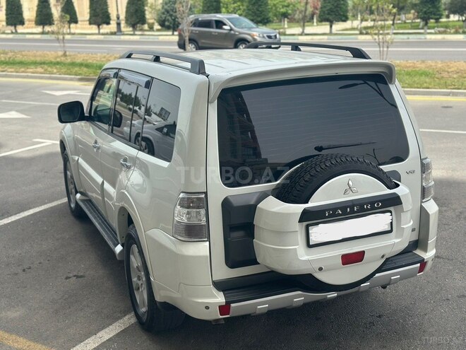 Mitsubishi Pajero 2012, 185,800 km - 3.5 л - Bakı