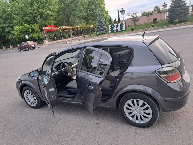 Opel Astra 2008, 195,000 km - 1.4 l - Gəncə