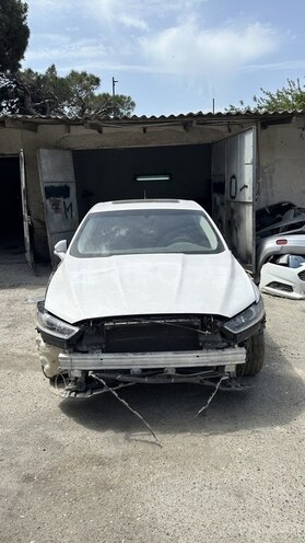 Ford Fusion (North America) 2015, 180,000 km - 2.0 l - Bakı