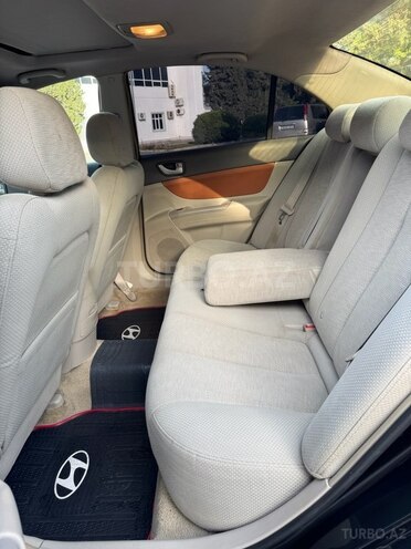 Hyundai Sonata-10