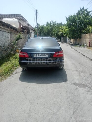 Mercedes E 250 2010, 264,000 km - 1.8 l - Göyçay