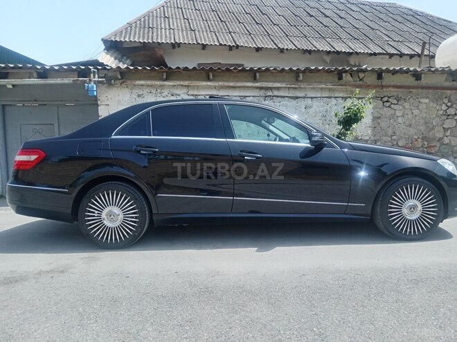 Mercedes E 250 2010, 264,000 km - 1.8 l - Göyçay