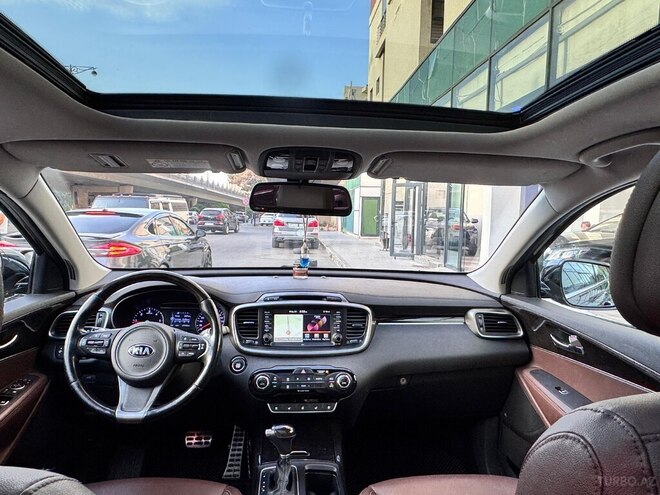 Kia Sorento-14